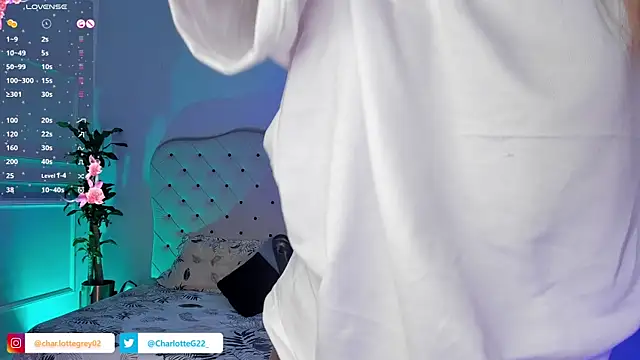 charlotte  grey online show from 03.17.25