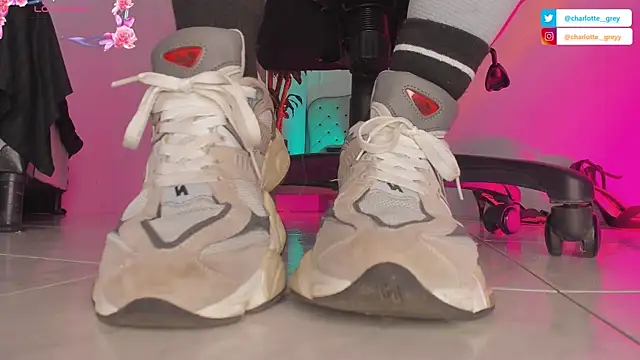 charlotte  grey online show from 10.18.25