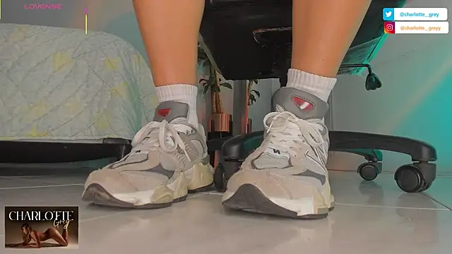 charlotte  grey online show from 10.23.25