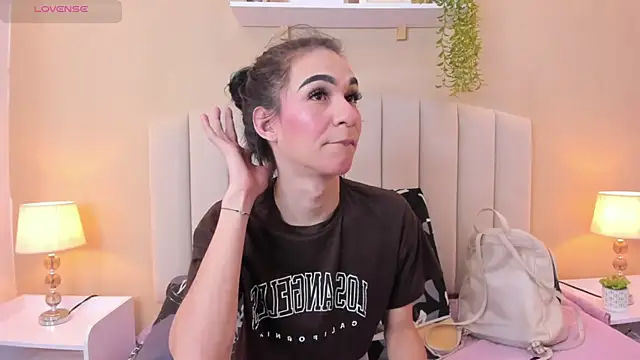 Snapshot of Mia_thompson_19 chatting on 01.16.26 Mia thompson 19 online show from 01.16.26