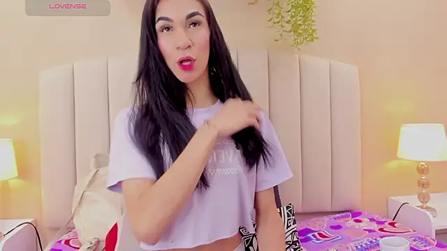 Snapshot of Mia_thompson_19 chatting on 01.31.26 Mia thompson 19 online show from 01.31.26