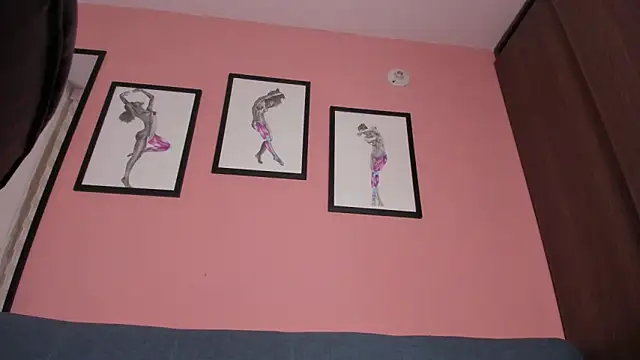 Snapshot of SensualJane2 chatting on 03.04.25 SensualJane2 online show from 03.04.25