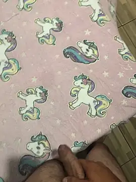 Snapshot of Putaepirocudo chatting on 03.10.25 Putaepirocudo online show from 03.10.25