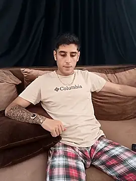 arenn1997 online show from 09.13.25