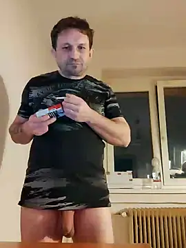 Snapshot of Chokakabraz chatting on 01.13.25 Chokakabraz online show from 01.13.25