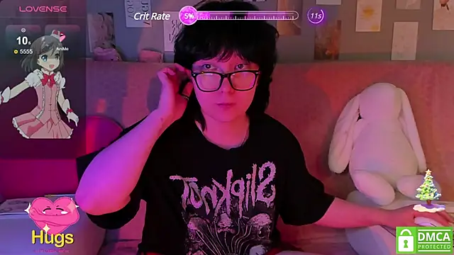 Snapshot of dreamgirllovee chatting on 02.23.25 dreamgirllovee online show from 02.23.25