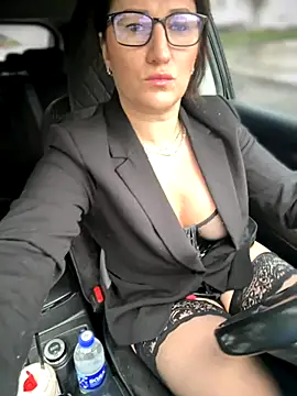 Snapshot of ZhenjaPoledance chatting on 11.07.25 ZhenjaPoledance online show from 11.07.25