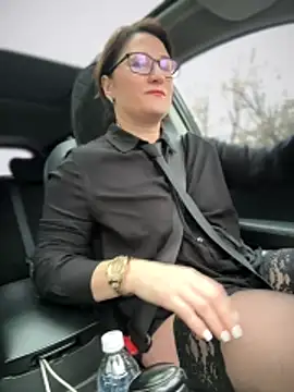 ZhenjaPoledance online show from 12.22.25