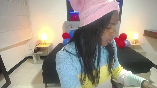 Snapshot of enderlis chatting on 02.28.25 enderlis online show from 02.28.25