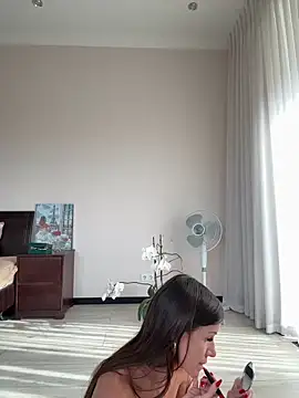 Hott Lolla online show from 09.15.25