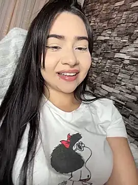 corallwells online show from 03.04.26