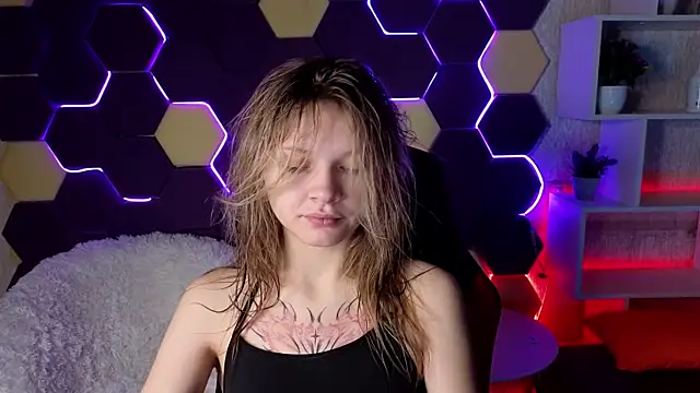 LitaBrom online show from 01.20.25