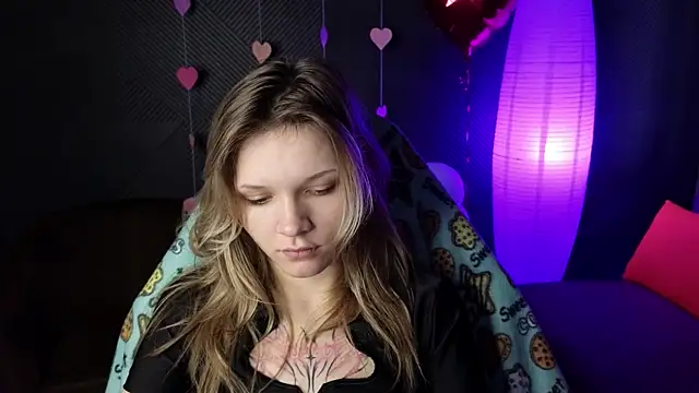 LitaBrom online show from 02.17.25