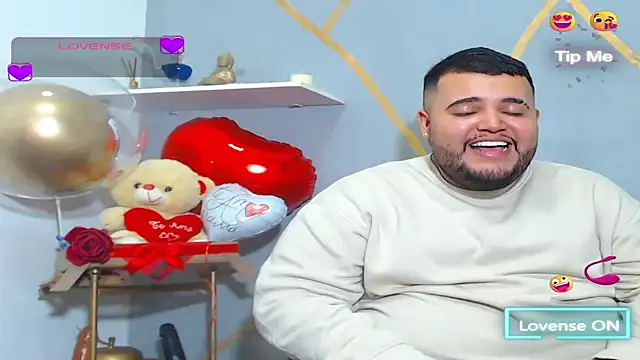 Snapshot of damian_chubby chatting on 09.20.25 damian chubby online show from 09.20.25