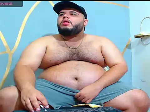 Snapshot of damian_chubby chatting on 11.05.25 damian chubby online show from 11.05.25