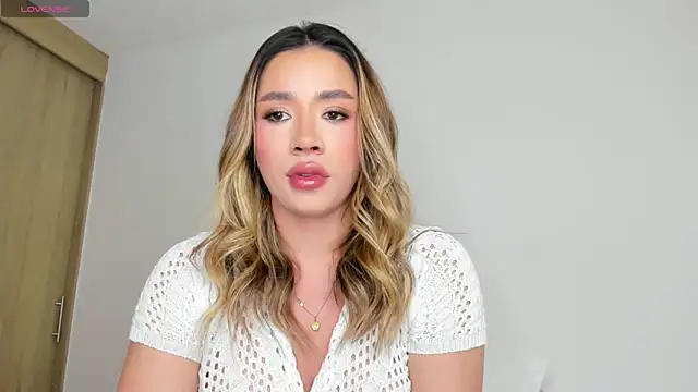 Snapshot of honeyann08 chatting on 01.25.25 honeyann08 online show from 01.25.25