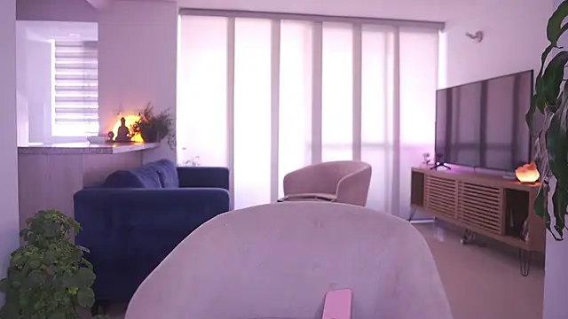 Snapshot of honeyann08 chatting on 11.07.25 honeyann08 online show from 11.07.25