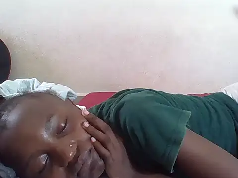 SexyNeedle22 online show from 03.31.26