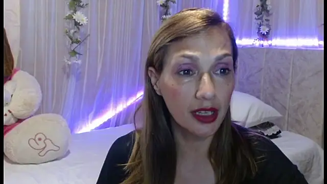 italagomez  online show from 01.20.25