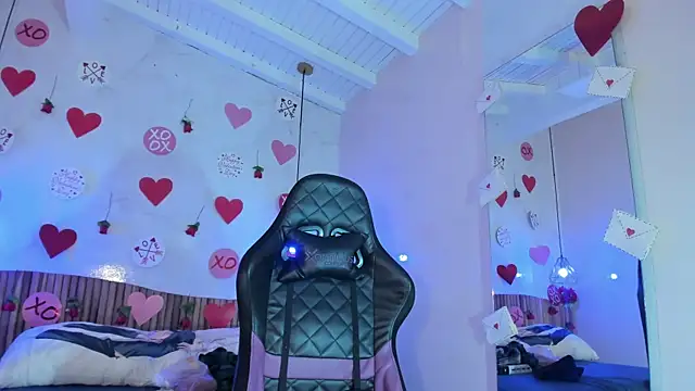 IamNayuta online show from 02.11.26