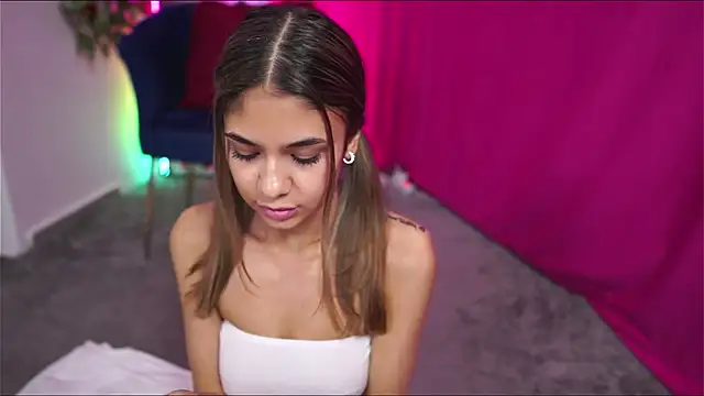 Snapshot of AshaYuva chatting on 01.23.25 AshaYuva online show from 01.23.25