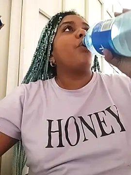 ELLA KELLY online show from 03.20.25