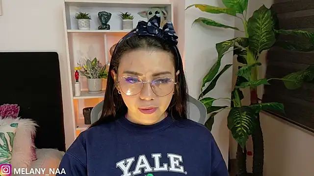 Snapshot of melany_naa chatting on 10.14.25 melany naa online show from 10.14.25