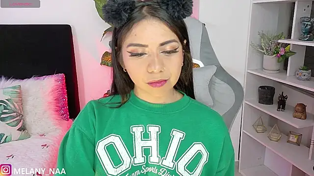 Snapshot of melany_naa chatting on 11.19.25 melany naa online show from 11.19.25