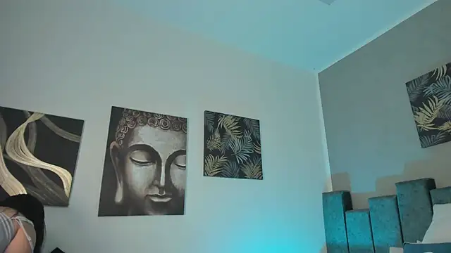 Snapshot of Kathia_Morelli chatting on 06.12.26 Kathia Morelli online show from 06.12.26