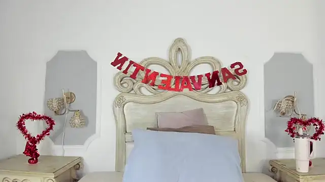 Snapshot of Sara__Williams chatting on 02.14.25 Sara Williams online show from 02.14.25