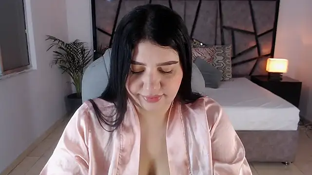 Snapshot of Violetta_rainbow chatting on 11.07.25 Violetta rainbow online show from 11.07.25