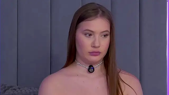 ChloeMarsch online show from 10.19.25