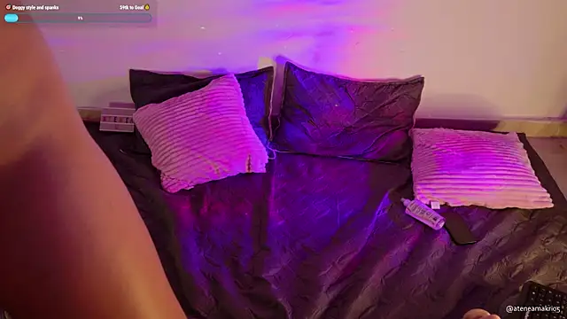 Atenea Makri online show from 02.10.25