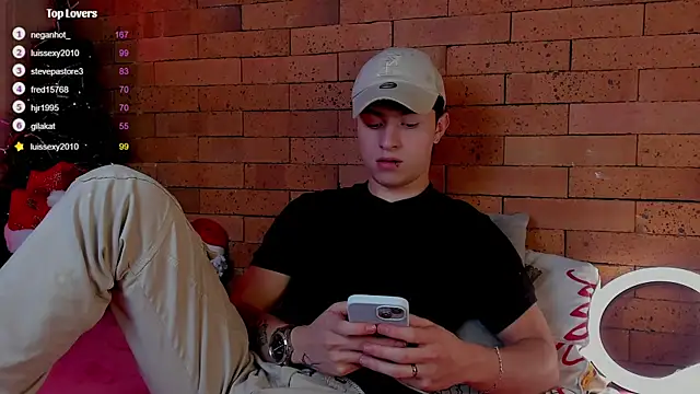 Ares Dickson online show from 12.10.24