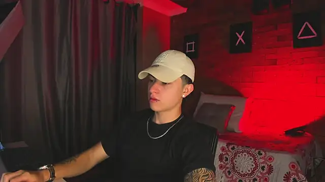 Ares Dickson online show from 02.26.25