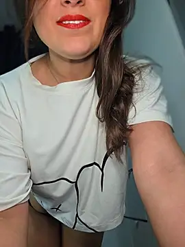 Snapshot of GatitaXD27 chatting on 03.12.26 GatitaXD27 online show from 03.12.26