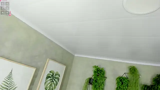 Snapshot of Lana_Lann chatting on 01.09.25 Lana Lann online show from 01.09.25