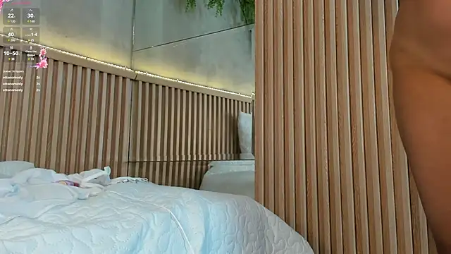 Snapshot of Lana_Lann chatting on 01.13.25 Lana Lann online show from 01.13.25