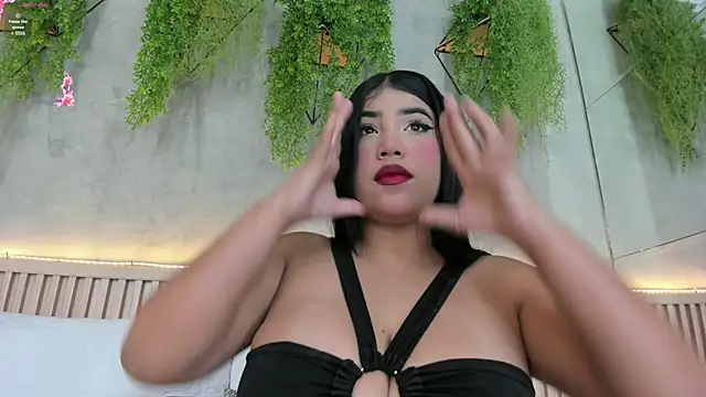 Snapshot of Lana_Lann chatting on 01.27.25 Lana Lann online show from 01.27.25