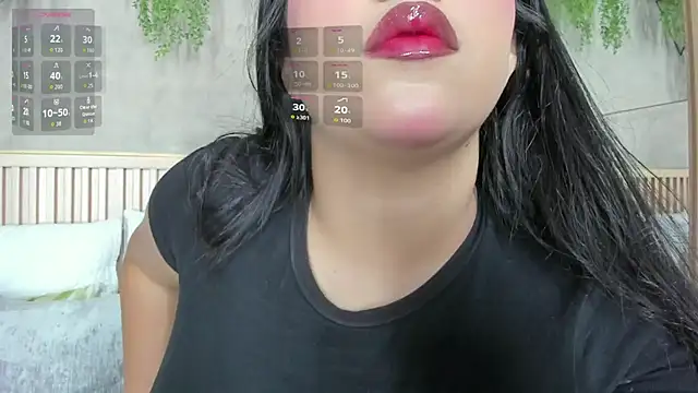 Snapshot of Lana_Lann chatting on 09.28.25 Lana Lann online show from 09.28.25