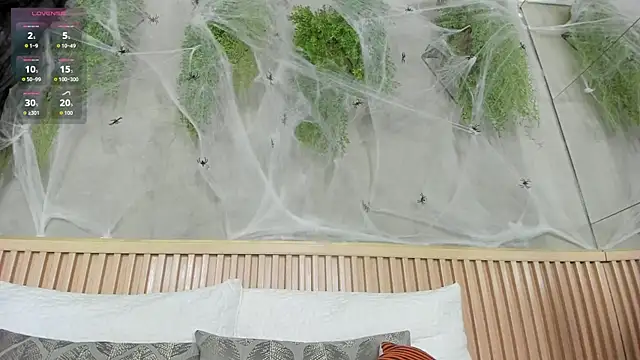 Snapshot of Lana_Lann chatting on 11.01.25 Lana Lann online show from 11.01.25