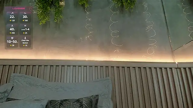 Snapshot of Lana_Lann chatting on 04.12.26 Lana Lann online show from 04.12.26