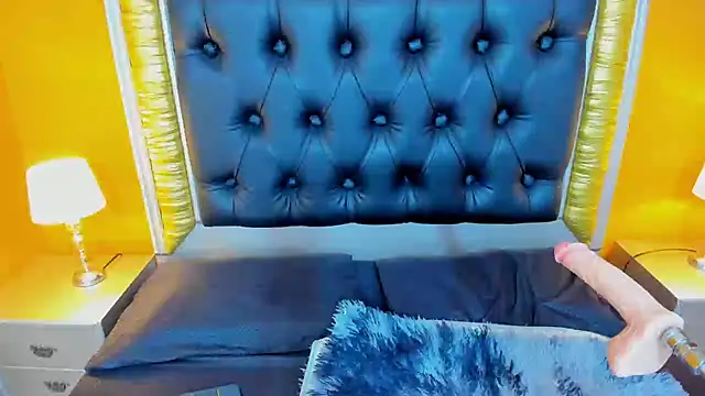 AniEvans  online show from 03.14.25