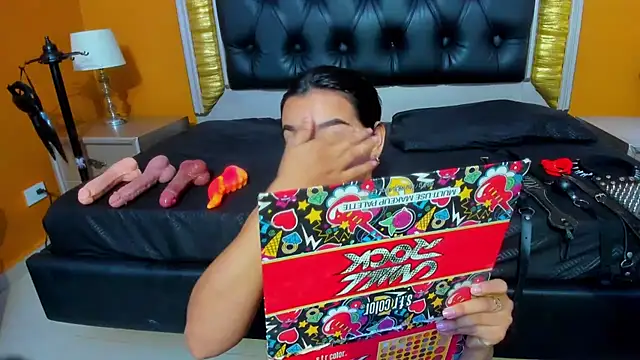 AniEvans  online show from 10.09.25