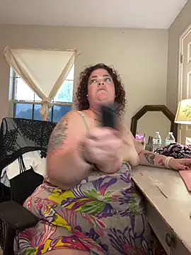 MsStrawbooty online show from 09.16.25