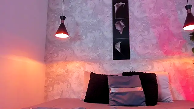 Snapshot of Nate_franco chatting on 10.04.25 Nate franco online show from 10.04.25