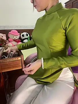    Erin    online show from 04.19.26