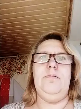 Snapshot of Forest-Lady chatting on 11.13.25 Forest-Lady online show from 11.13.25