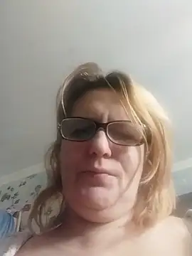 Forest-Lady online show from 02.18.26