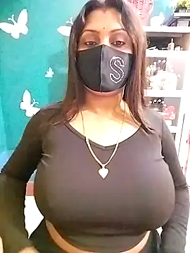 Snapshot of Riya_Sexy_Baby chatting on 12.20.24 Riya Sexy Baby online show from 12.20.24